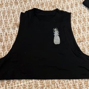 Lululemon crop (Hawaii special edition)